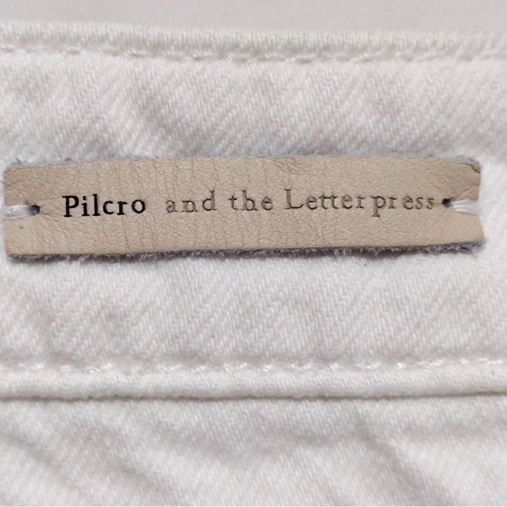 Pilcro and the Letterpress White Fringe Hem Jeans - Picture 8 of 10